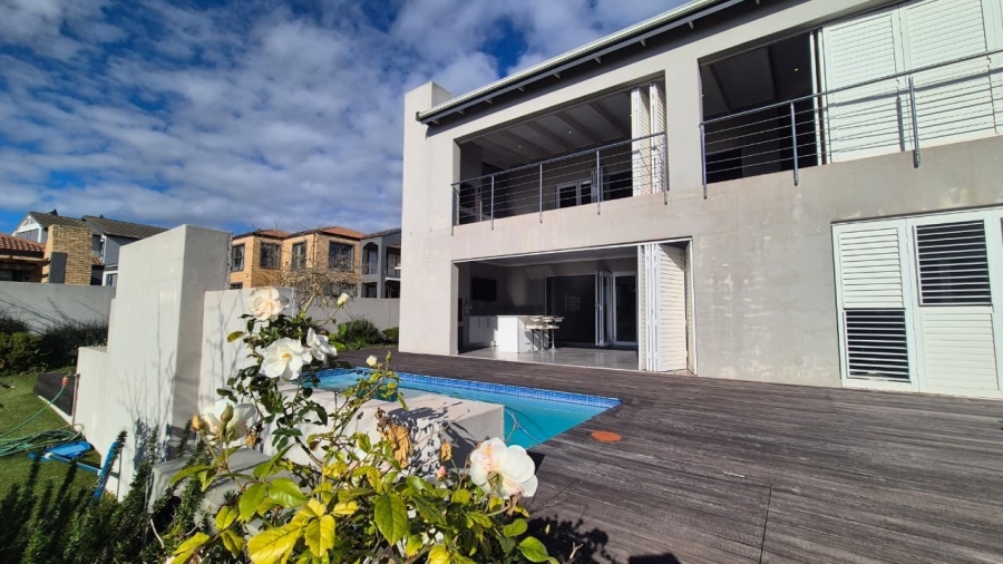 4 Bedroom Property for Sale in Myburgh Park Western Cape